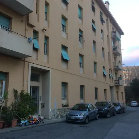 Appartamento Casaretto Near Hospital Gaslini Genova